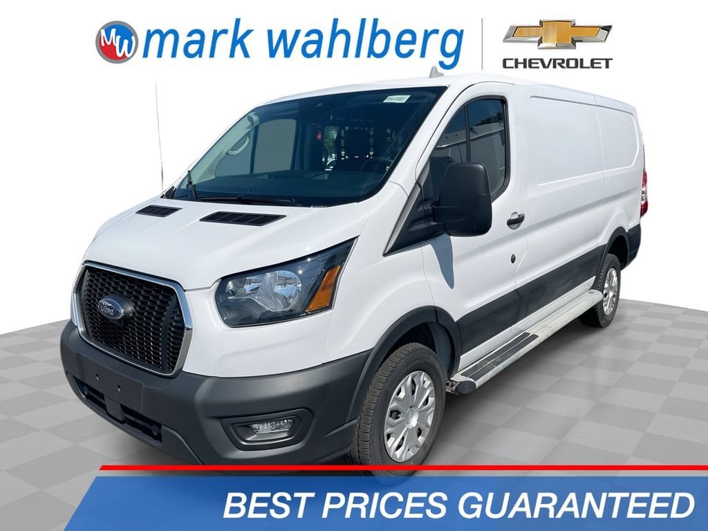 Used 2025 Ford Transit 250 - photo 1