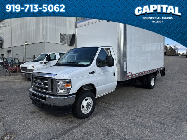 New 2025 Ford E-450 - photo 1