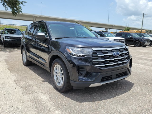 New 2026 Ford Explorer - photo 2