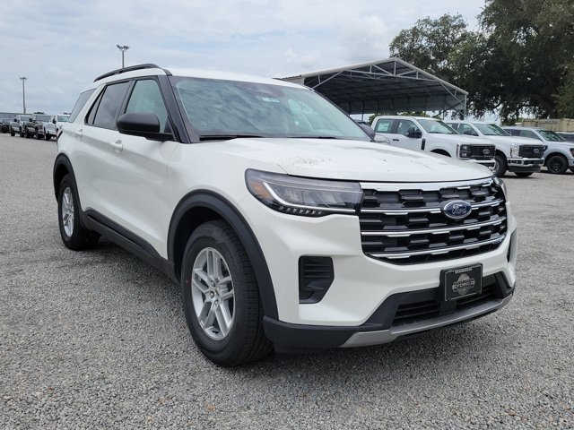 New 2026 Ford Explorer - photo 2