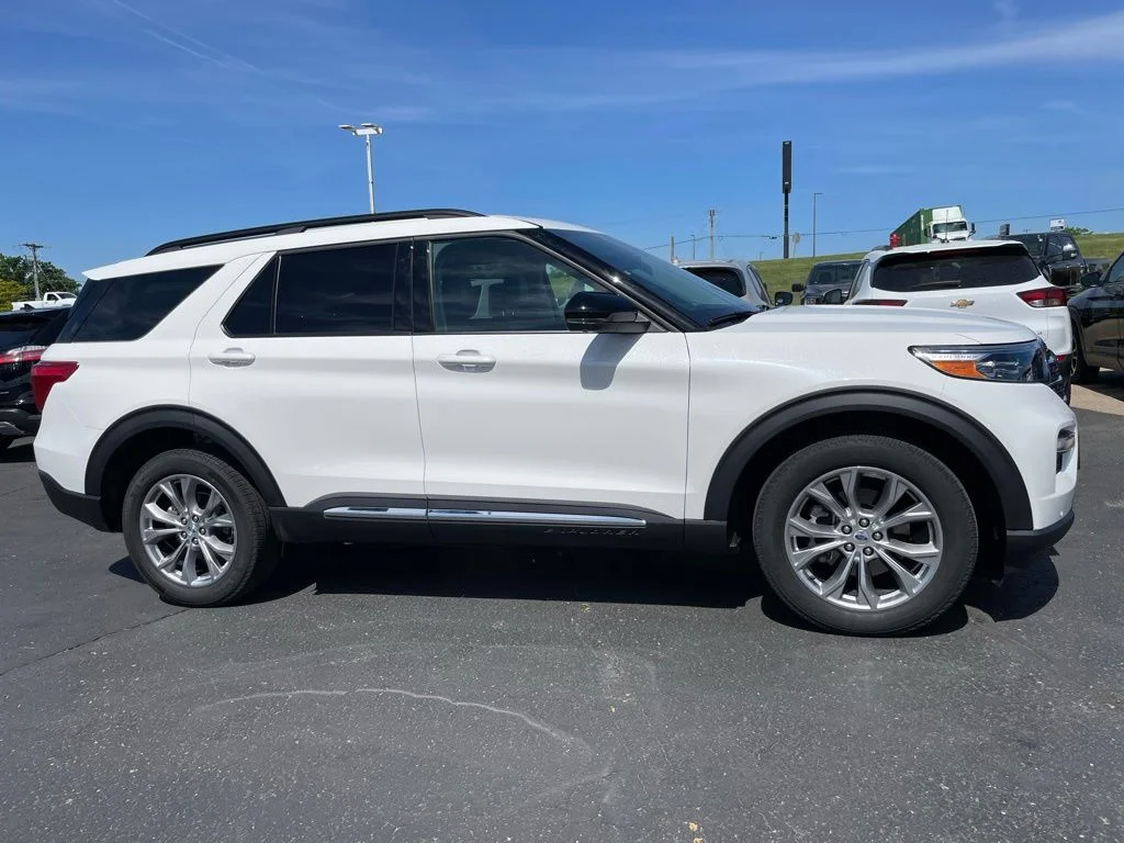 Used 2023 Ford Explorer - photo 1