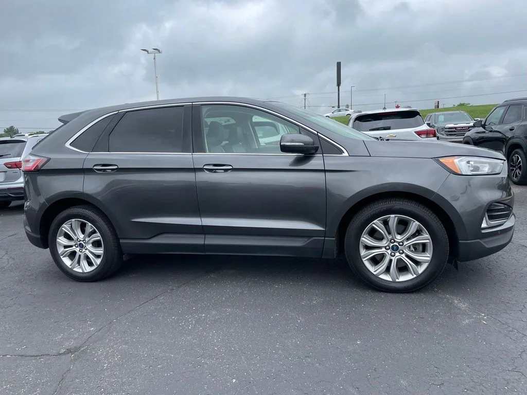 Used 2020 Ford Edge - photo 1