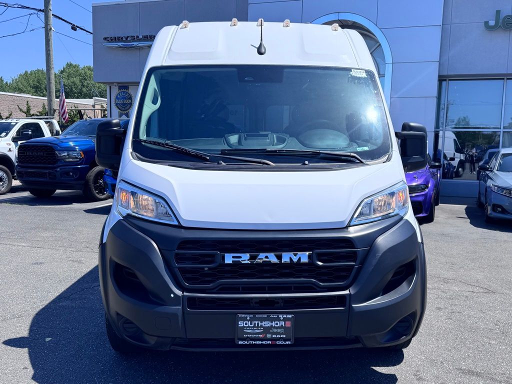 Used 2025 Ram ProMaster 2500 - photo 2