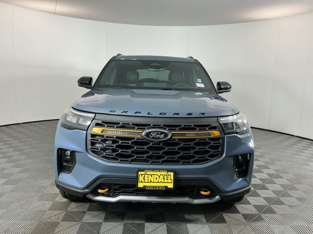 Used 2026 Ford Explorer - photo 2
