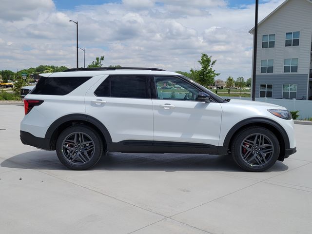 New 2026 Ford Explorer - photo 2