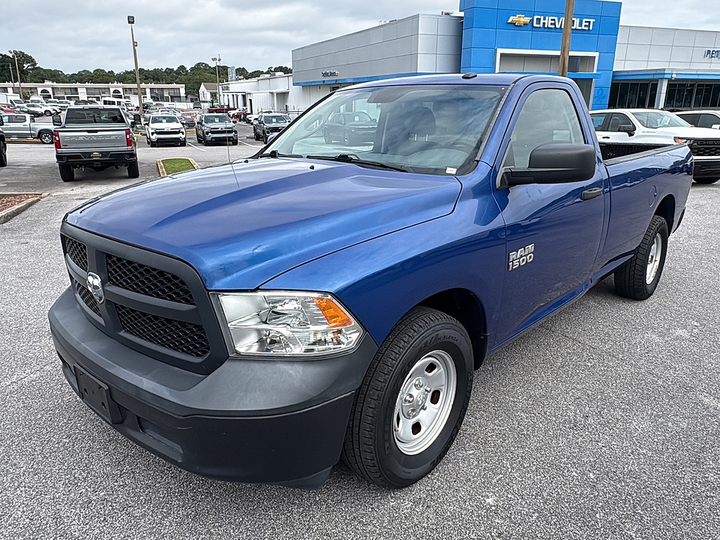 Used 2017 Ram 1500 - photo 2
