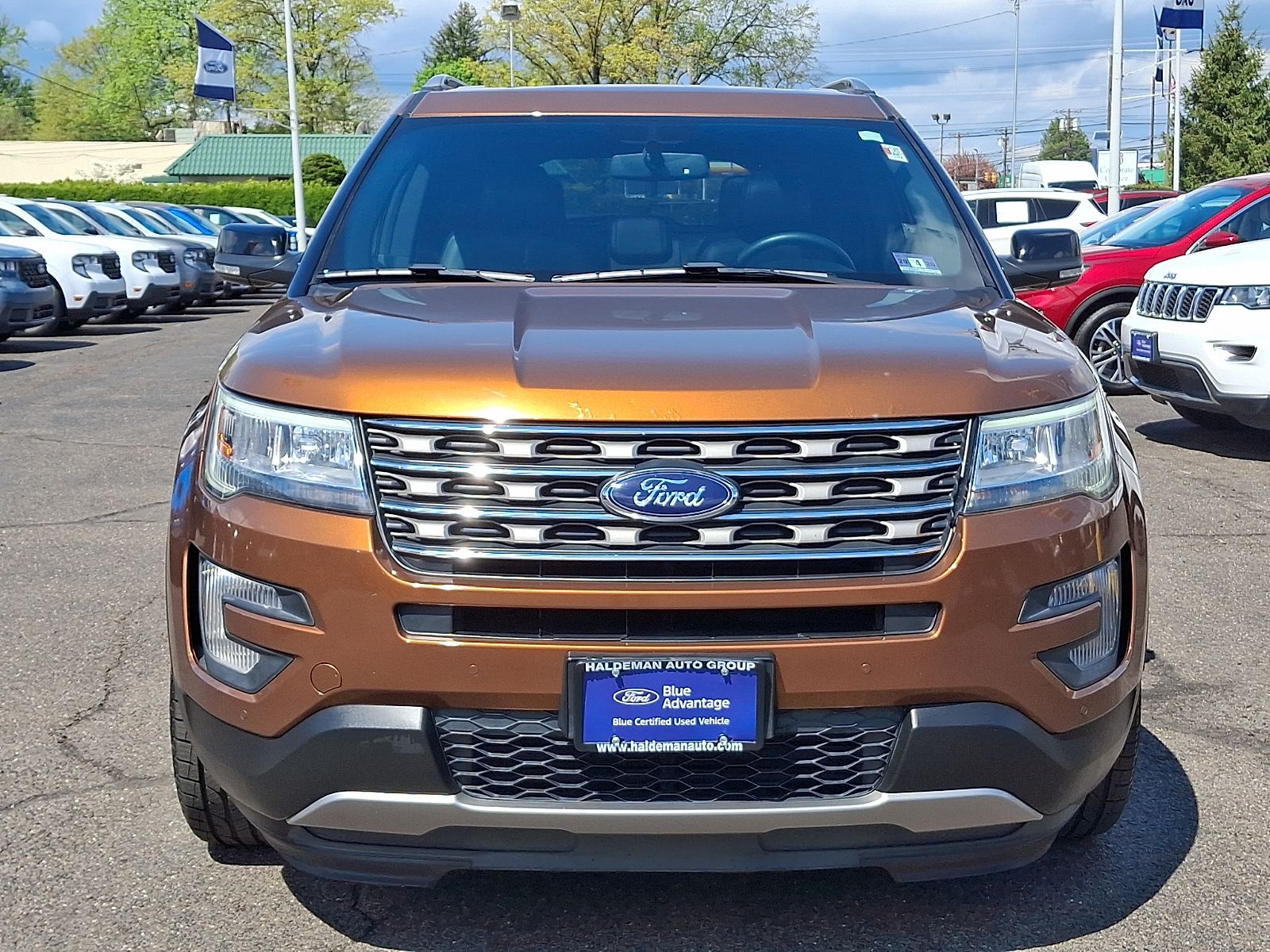 Used 2017 Ford Explorer - photo 2