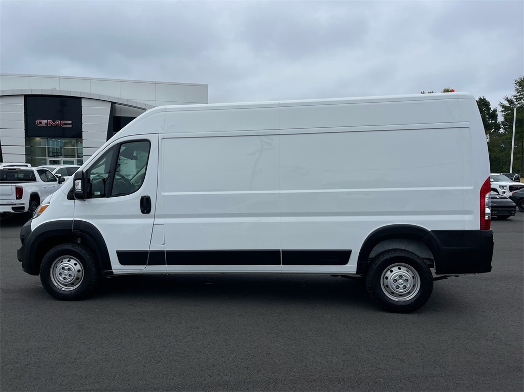 Used 2023 Ram ProMaster 2500 - photo 2